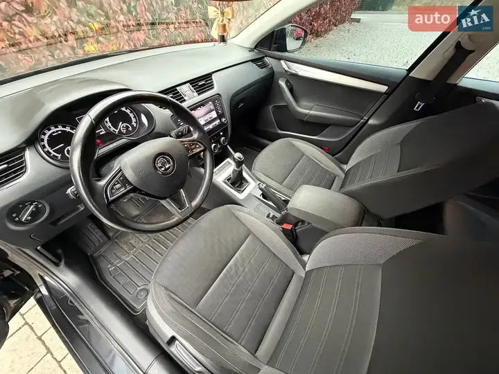 Skoda Octavia 2018 photo 5