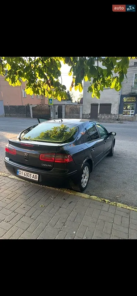 Renault Laguna 2003 photo 2