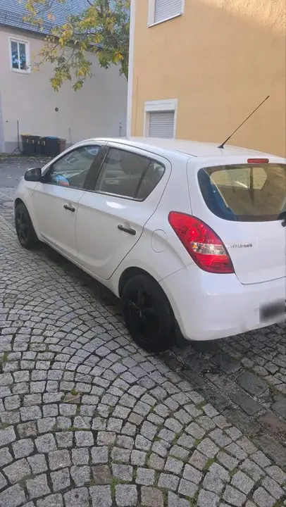 Hyundai I20