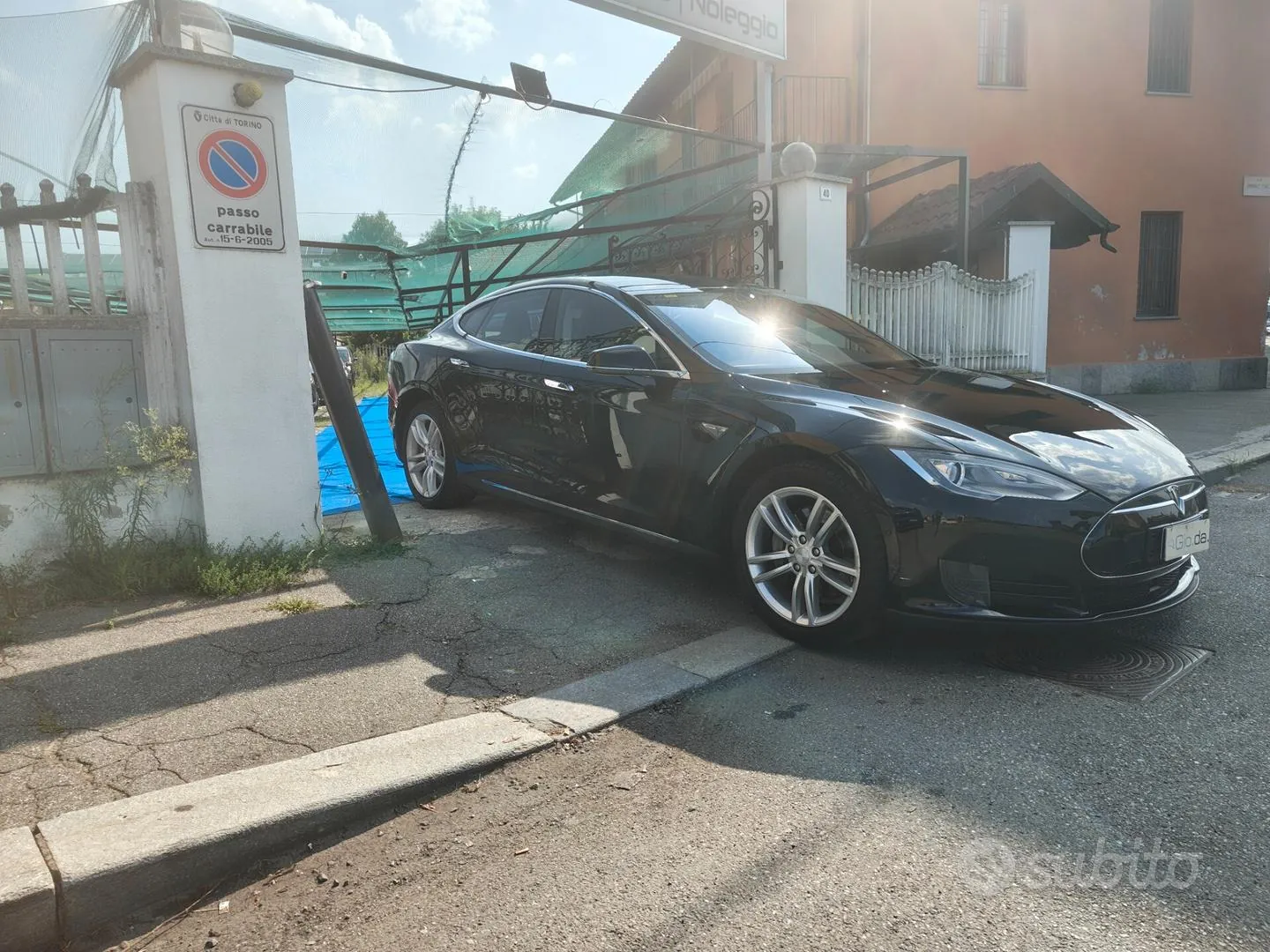Tesla Model S 2015 photo 5