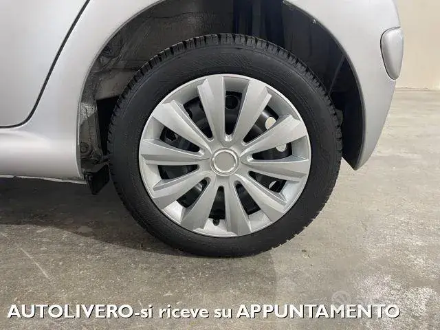 Toyota Aygo 2010 photo 5