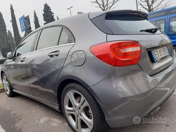 Mercedes-Benz A-Class 2014 photo 2