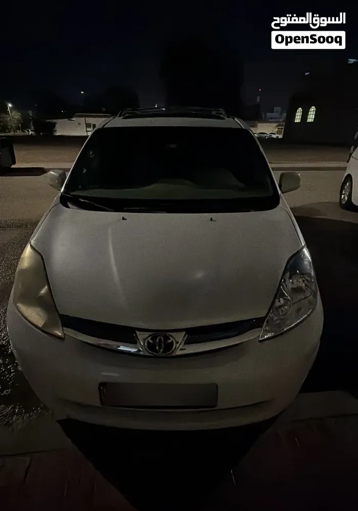 Toyota Sienna 2008 photo 3