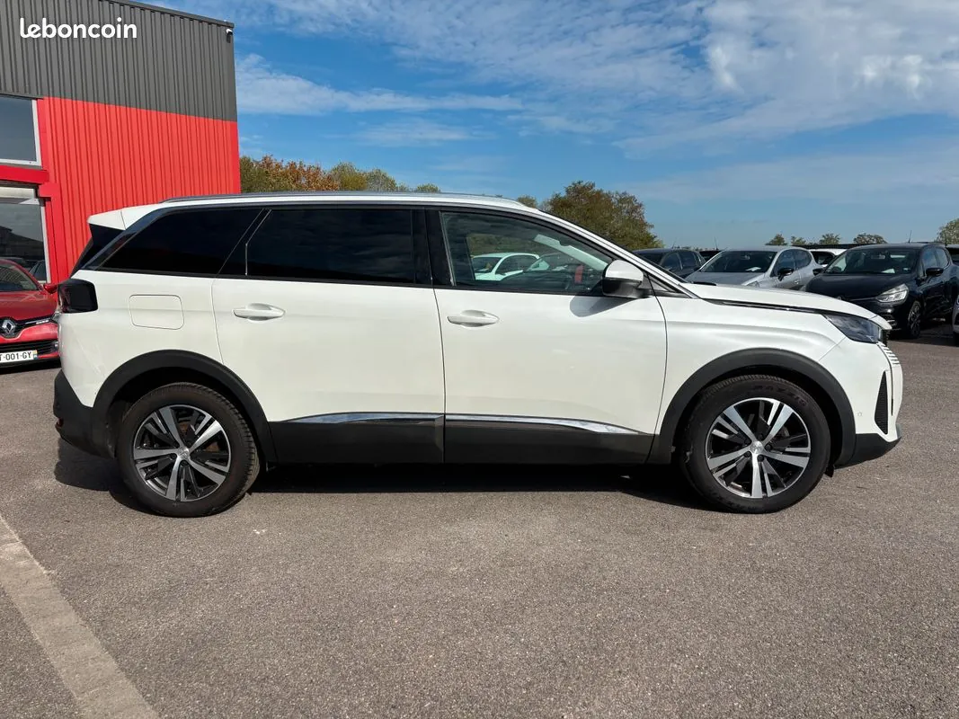 Peugeot 5008 2021 photo 4