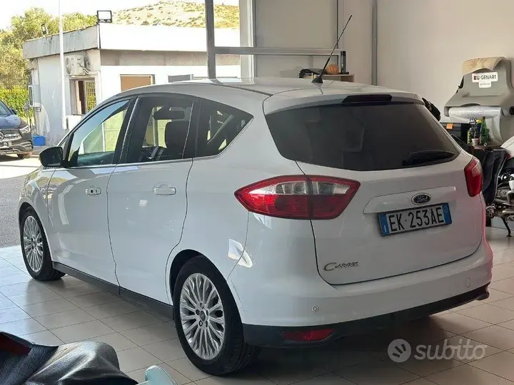 Ford C-Max 2011 photo 5