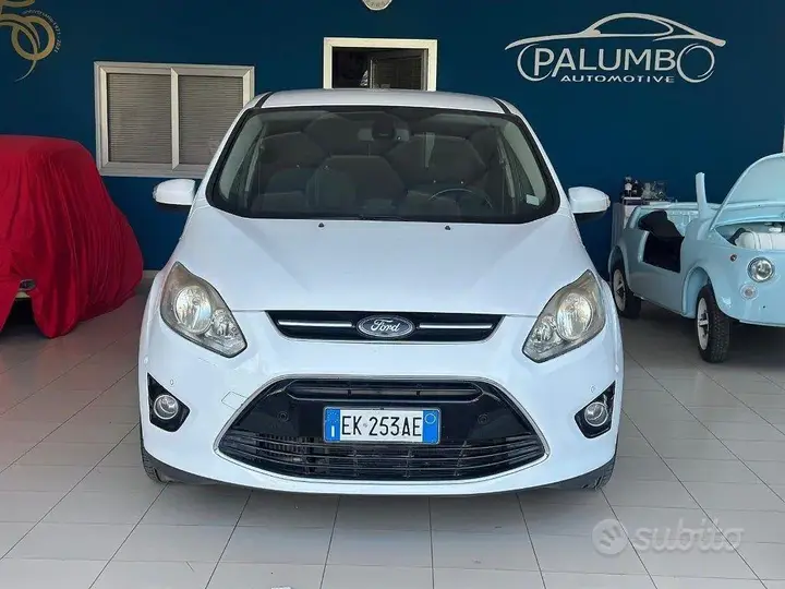 Ford C-Max 2011 photo 2
