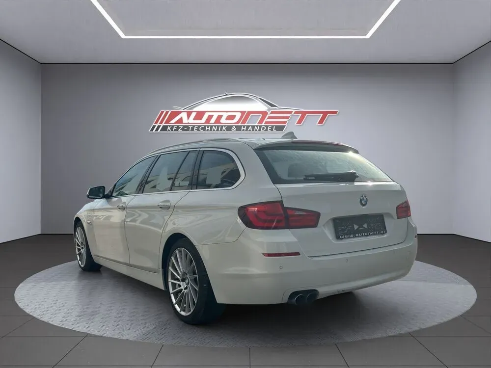 BMW 5 Series 2011 photo 3