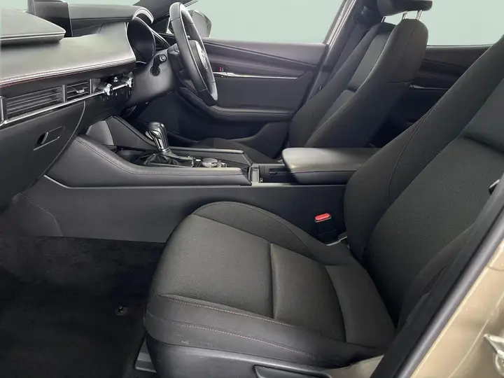 Mazda Mazda3 2025 photo 4