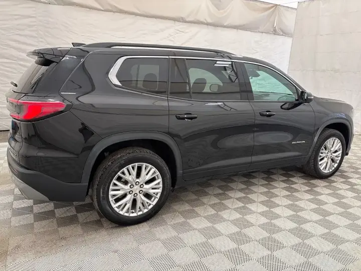 GMC Acadia 2025 photo 5