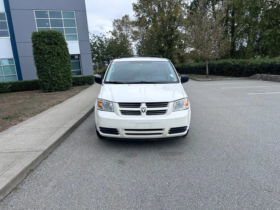 Dodge Grand Caravan 2008 photo 4