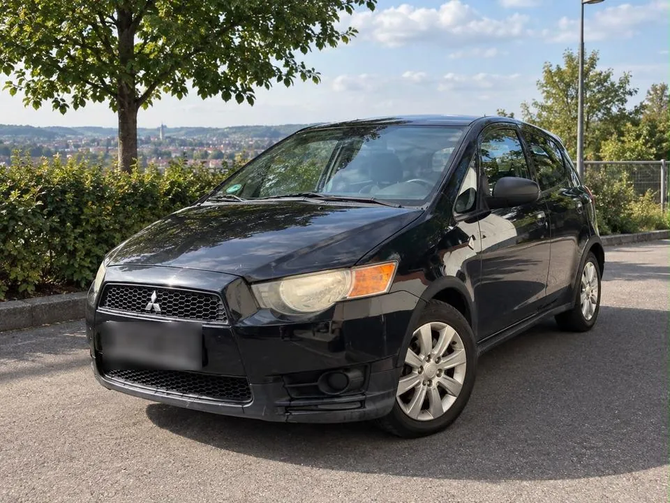 Mitsubishi Colt