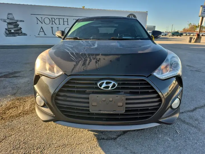 Hyundai Veloster 2013 photo 2