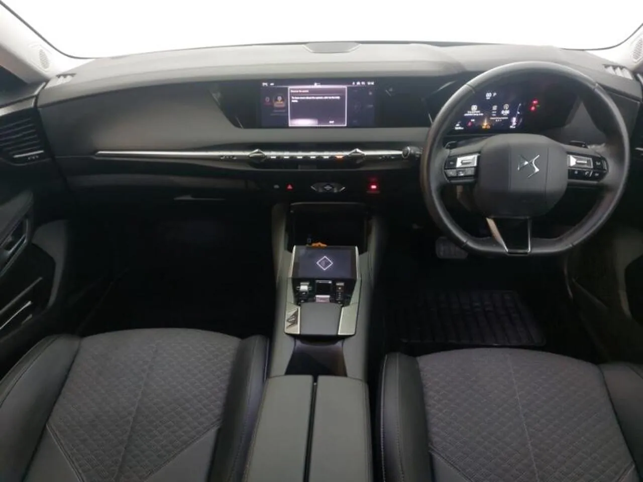 DS Automobiles Ds 4 2023 photo 3