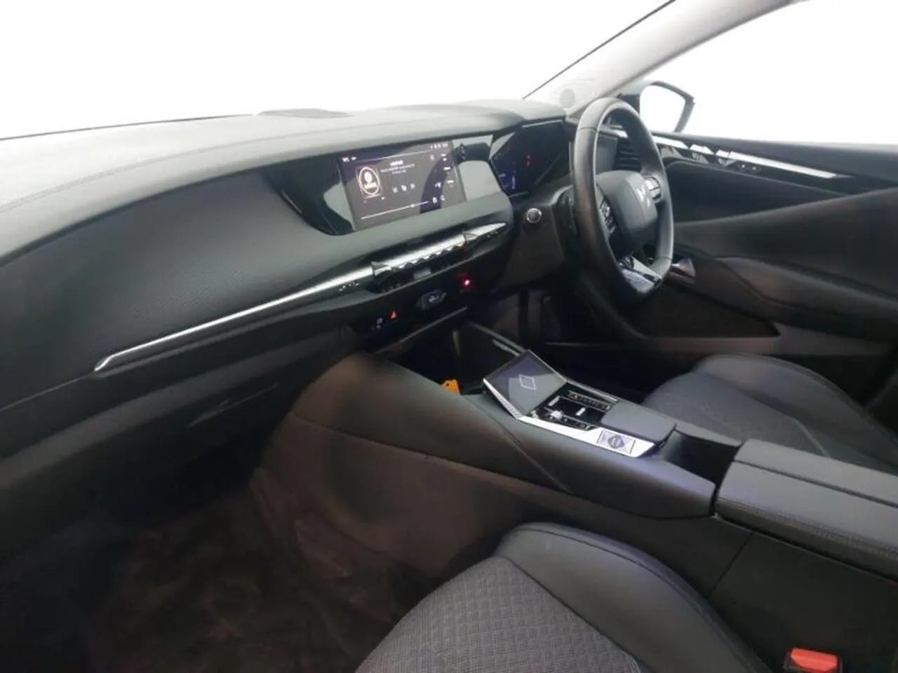 DS Automobiles Ds 4 2023 photo 5