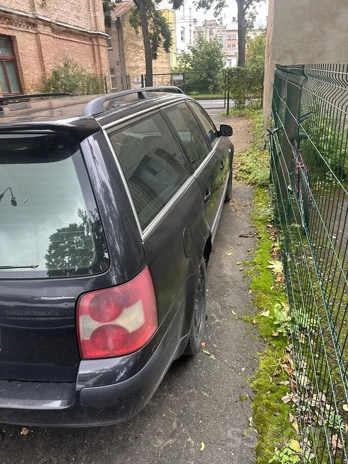 Volkswagen Passat 2003 photo 4