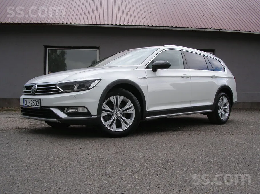 Volkswagen Passat Alltrack 2018 photo 2
