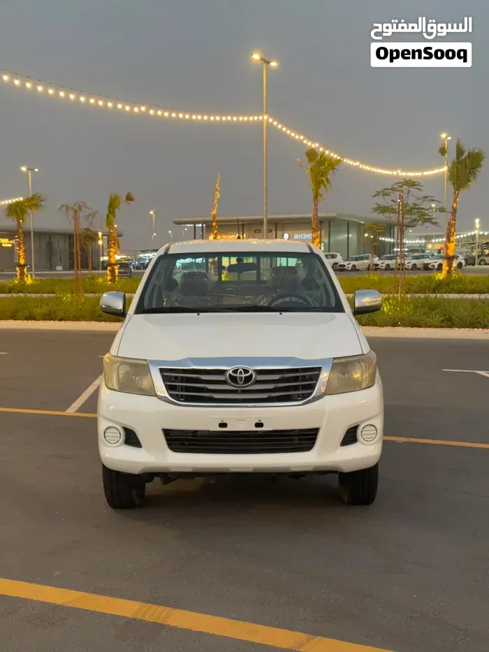 Toyota Hilux 2013 photo 3