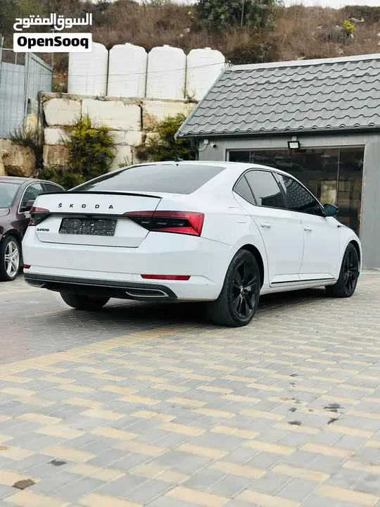 Skoda Superb 2021 photo 2