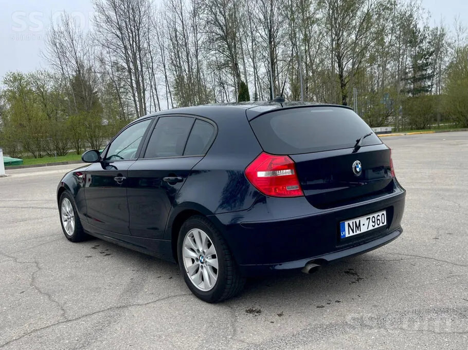 BMW 116D 2010 photo 4