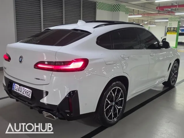 BMW X4 2024 photo 4
