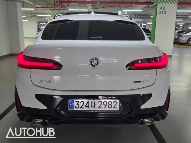 BMW X4 2024 photo 2