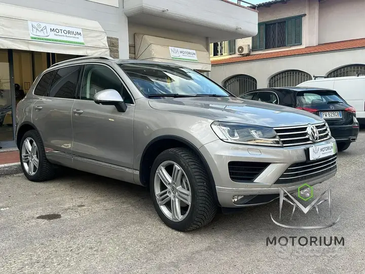 Volkswagen Touareg 2015 photo 3