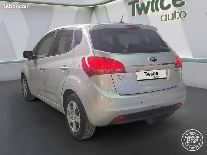 Kia Venga 2019 photo 3