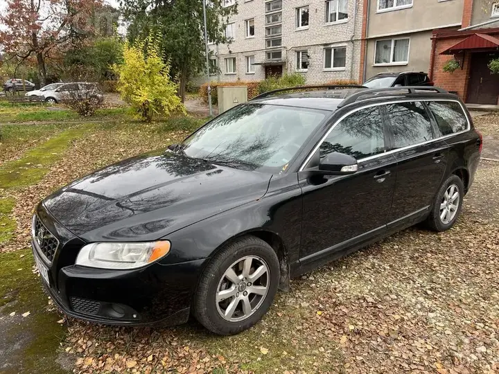 Volvo V70