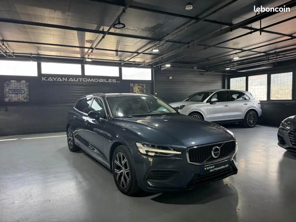 Volvo V60 2022 photo 3