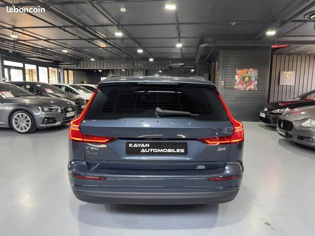 Volvo V60 2022 photo 5