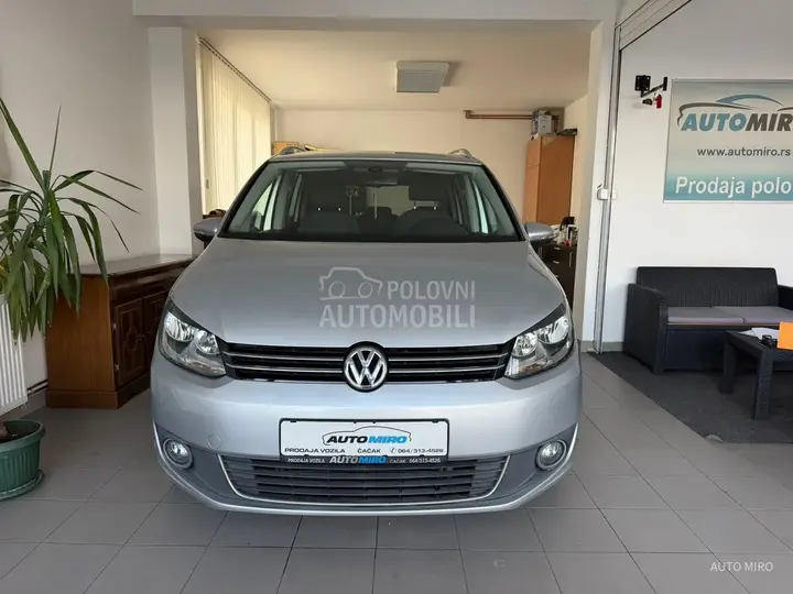 Volkswagen Touran 2013 photo 5