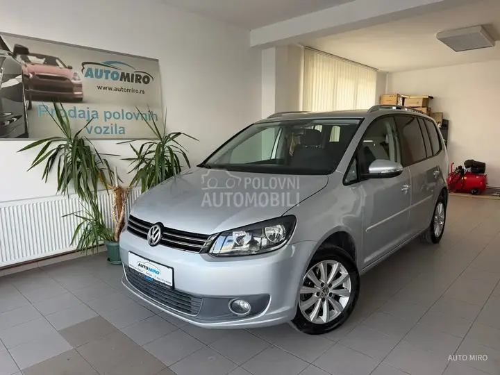 Volkswagen Touran 2013 photo 4