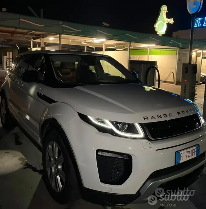 Land Rover Range Rover Evoque 2016 photo 2