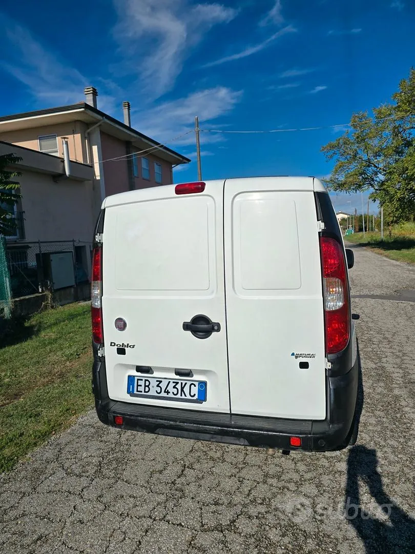 Fiat Doblò Cargo 2010 photo 5