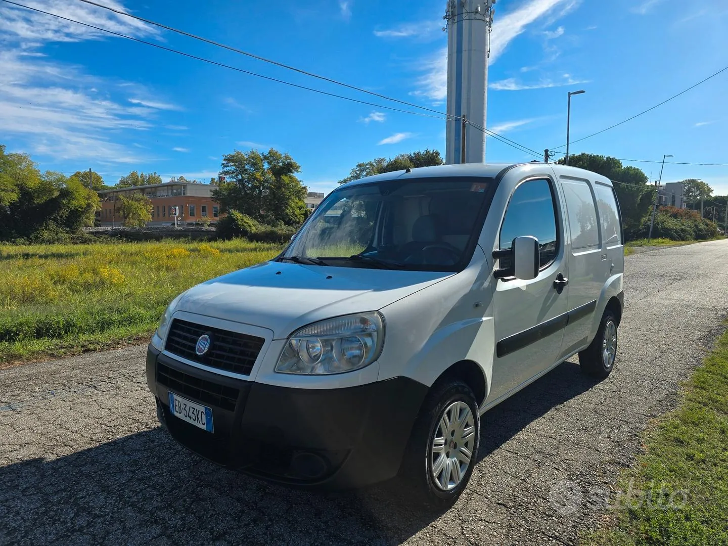 Fiat Doblò Cargo 2010 photo 2