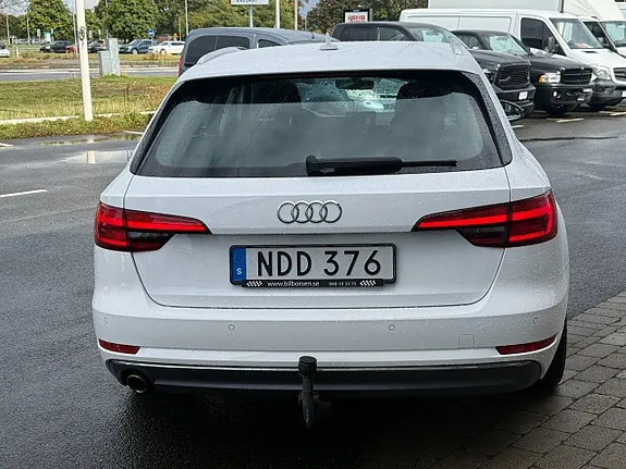 Audi A4 2016 photo 5