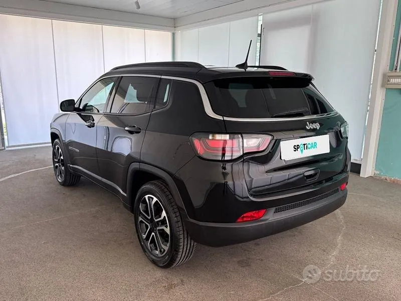 Jeep Compass 2024 photo 3