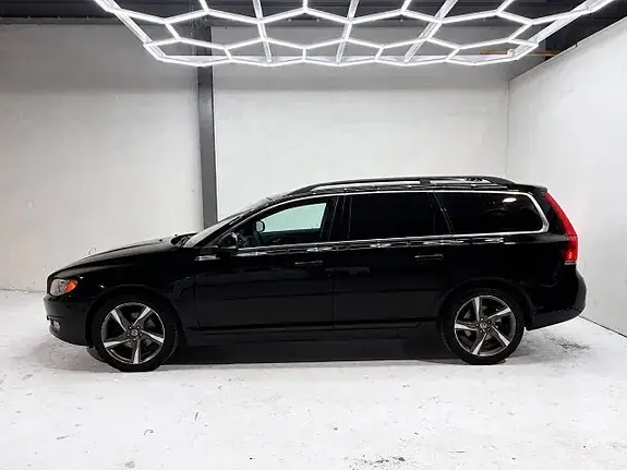Volvo V70 2014 photo 2
