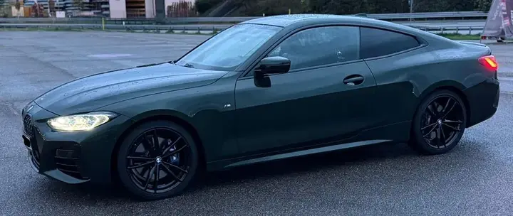 BMW M440I