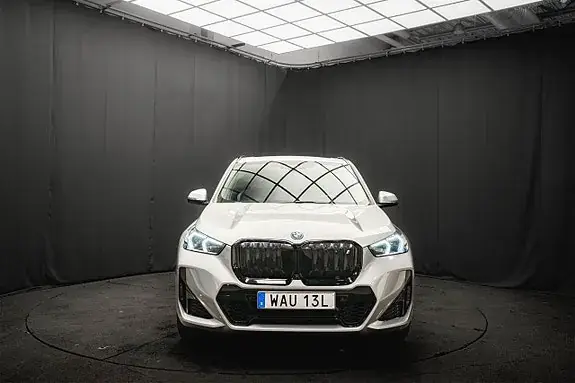 BMW X1 2024 photo 4