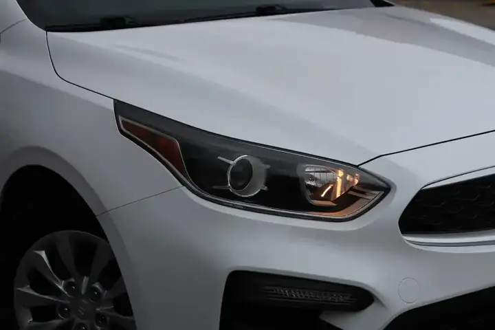 Kia Forte 2021 photo 2