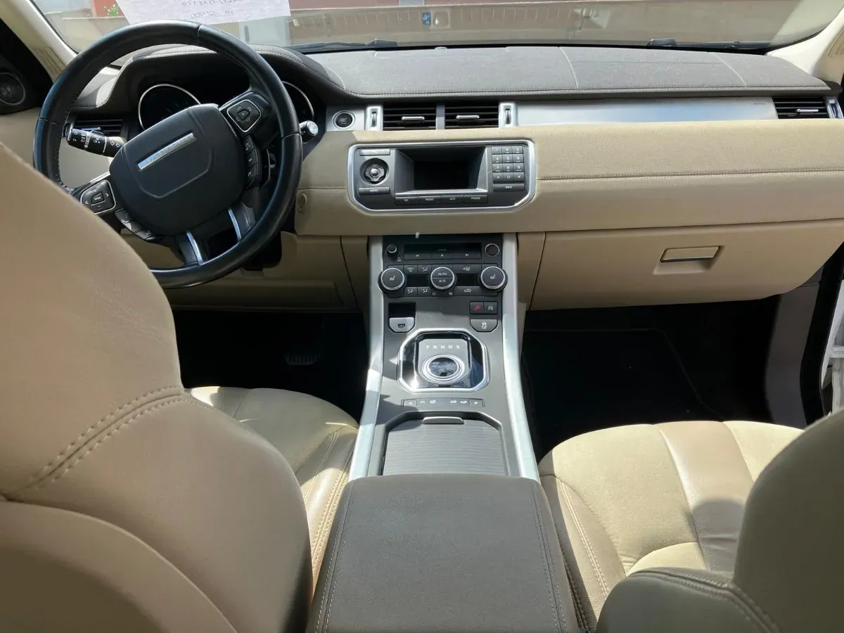 Land Rover Range Rover Evoque 2014 photo 2