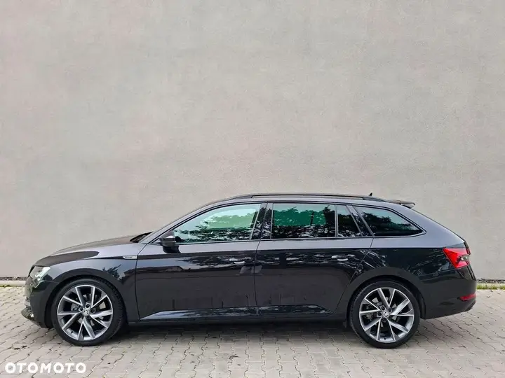 Skoda Superb 2022 photo 3