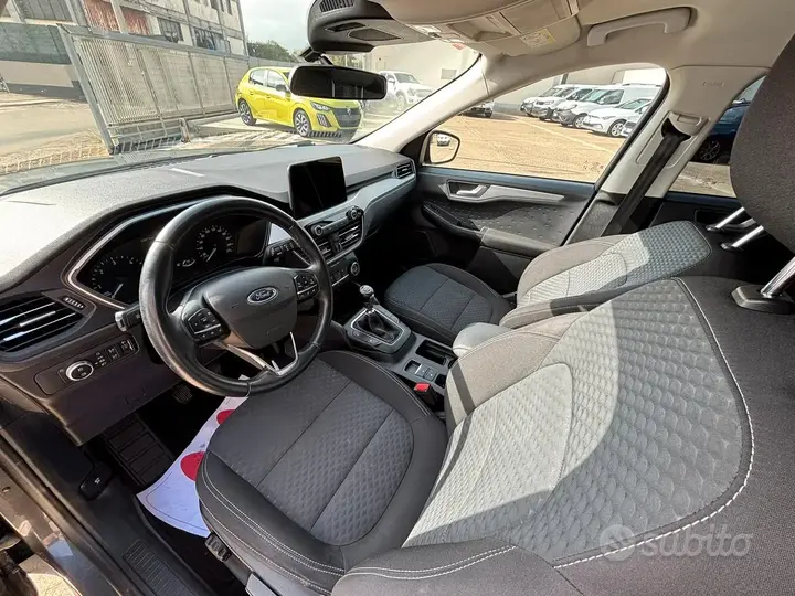 Ford Kuga 2021 photo 5
