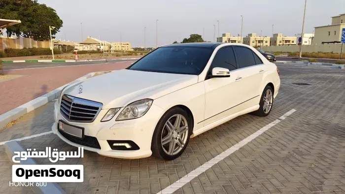 Mercedes-Benz E 300 2011 photo 5