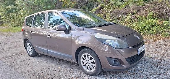 Renault Grand Scenic Iii 2010 photo 2