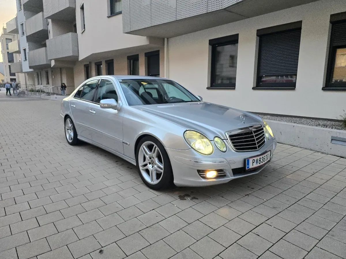 Mercedes-Benz Eklasse 2008 photo 2