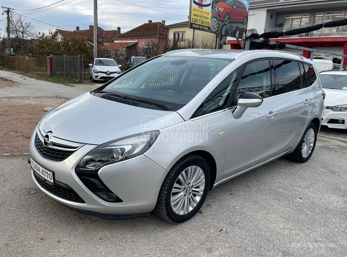 Opel Zafira 2016 photo 2