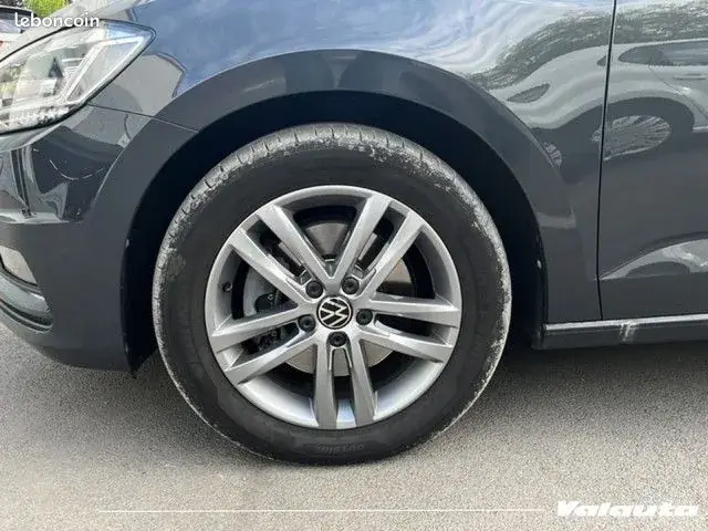 Volkswagen Touran 2024 photo 3