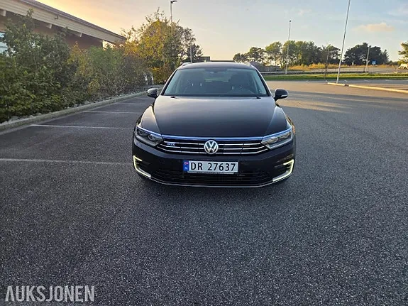 Volkswagen Passat 2017 photo 3